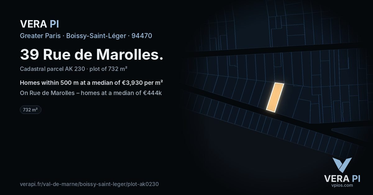 39 Rue de Marolles, Boissy-Saint-Léger at night – the plot lit, the parcels around coloured by the prices near them