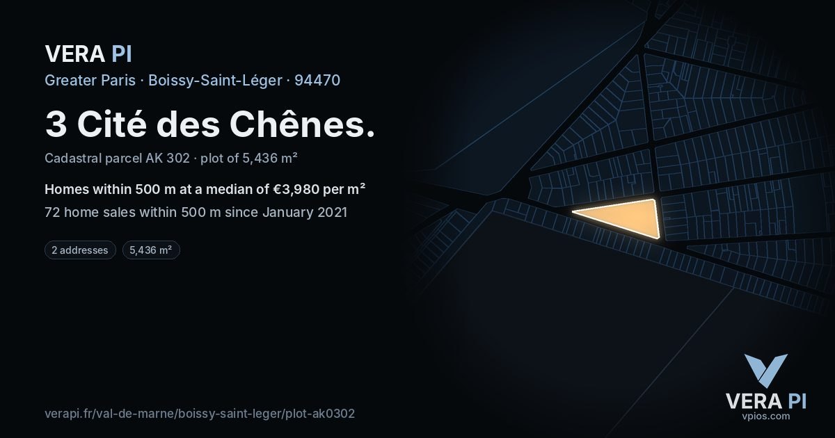 3 Cité des Chênes, Boissy-Saint-Léger at night – the plot lit, the parcels around coloured by the prices near them