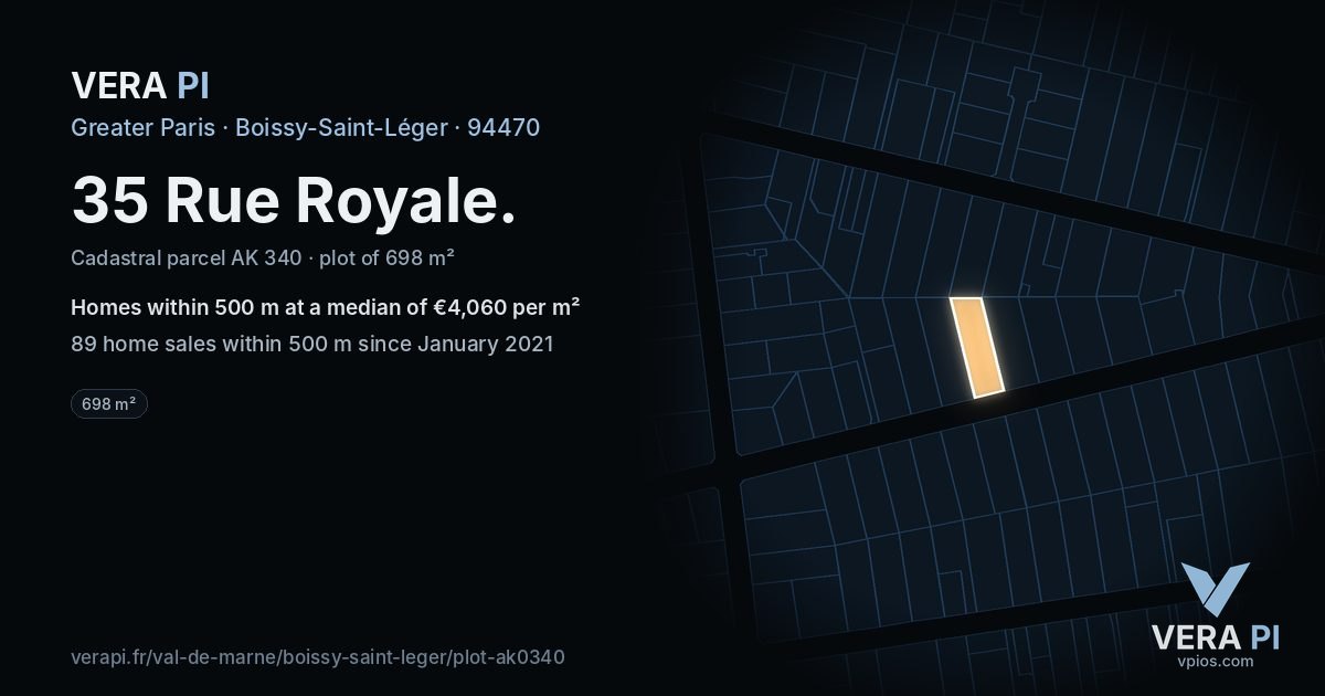 35 Rue Royale, Boissy-Saint-Léger at night – the plot lit, the parcels around coloured by the prices near them