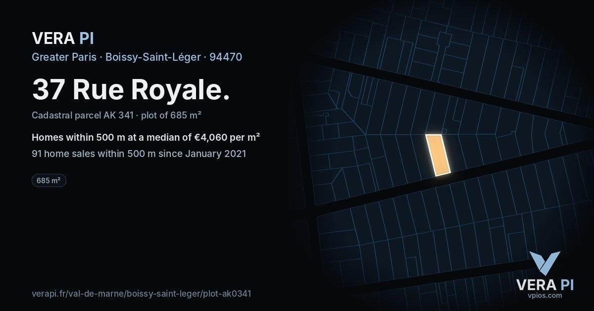 37 Rue Royale, Boissy-Saint-Léger at night – the plot lit, the parcels around coloured by the prices near them