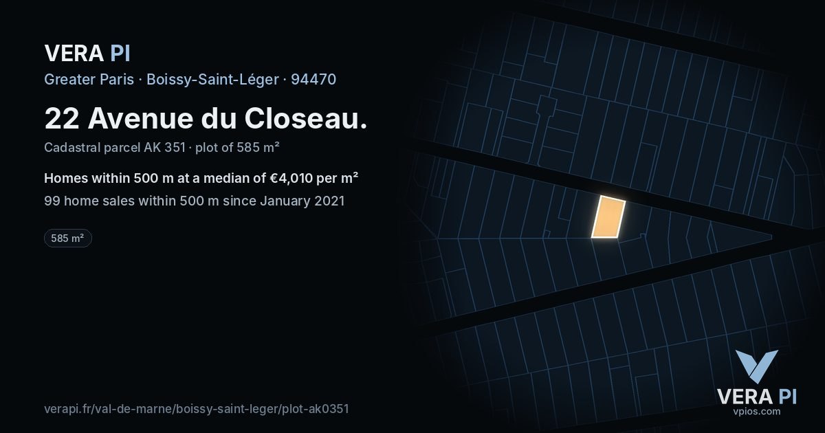22 Avenue du Closeau, Boissy-Saint-Léger at night – the plot lit, the parcels around coloured by the prices near them