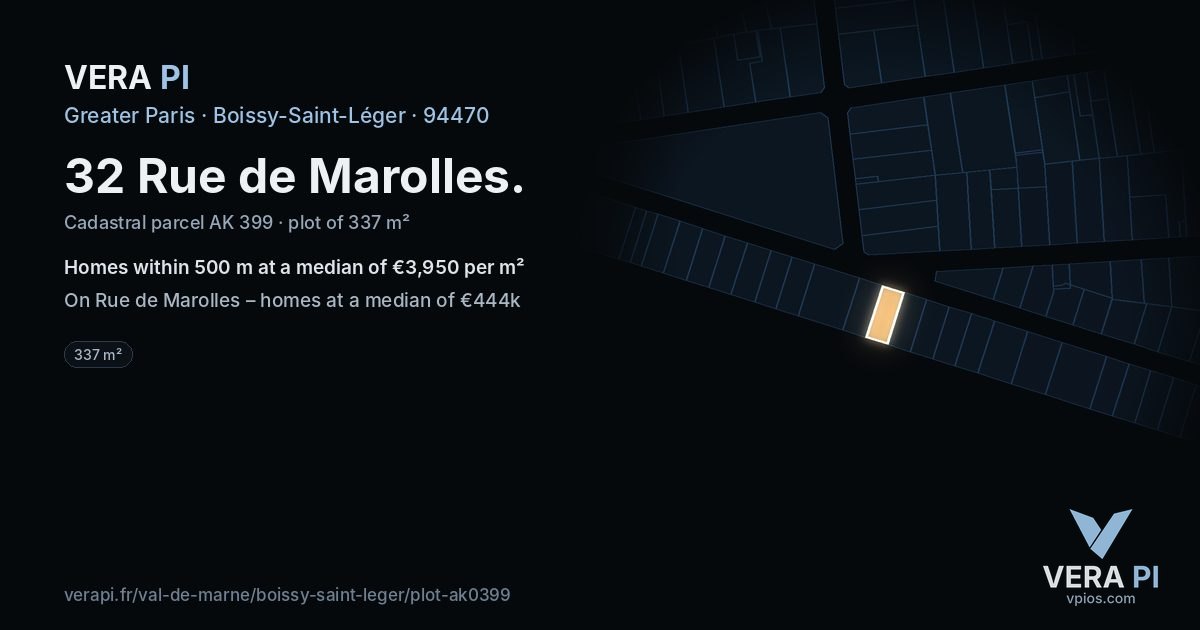 32 Rue de Marolles, Boissy-Saint-Léger at night – the plot lit, the parcels around coloured by the prices near them