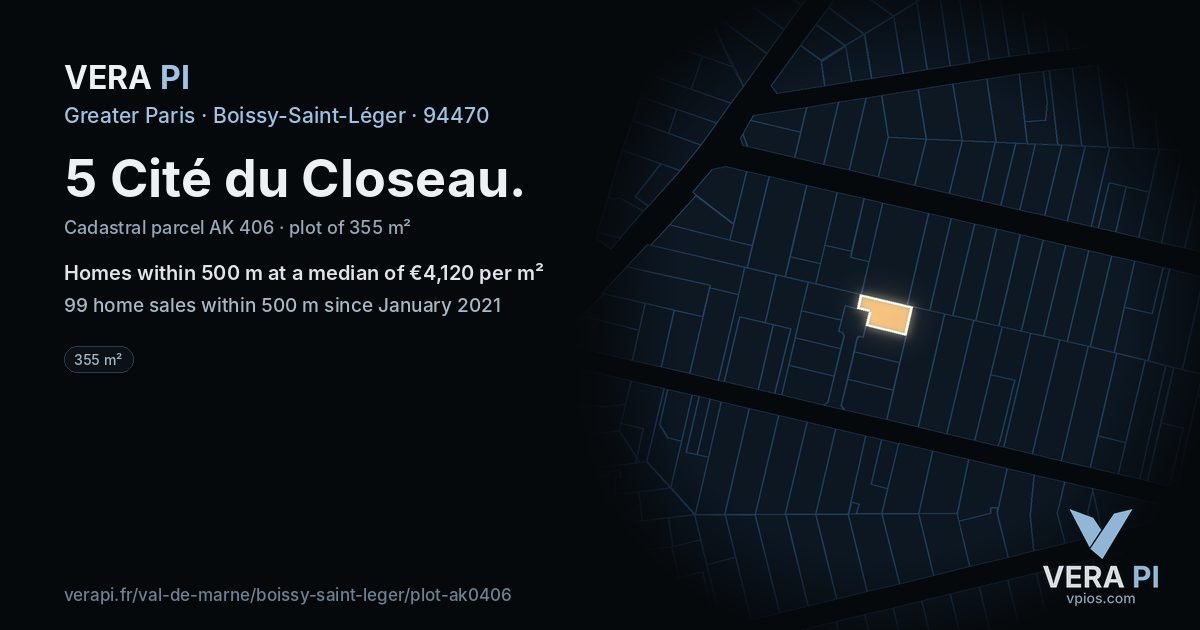 5 Cité du Closeau, Boissy-Saint-Léger at night – the plot lit, the parcels around coloured by the prices near them