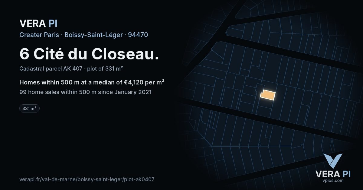 6 Cité du Closeau, Boissy-Saint-Léger at night – the plot lit, the parcels around coloured by the prices near them