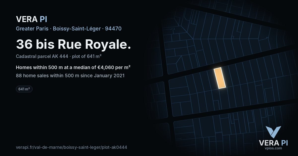 36 bis Rue Royale, Boissy-Saint-Léger at night – the plot lit, the parcels around coloured by the prices near them