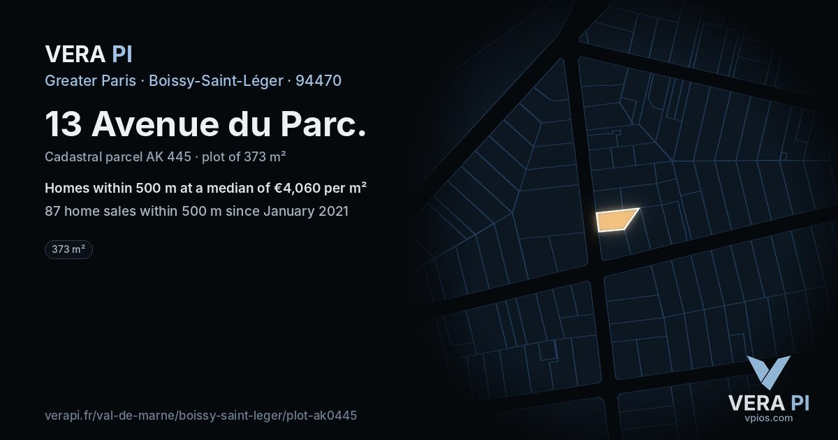 13 Avenue du Parc, Boissy-Saint-Léger at night – the plot lit, the parcels around coloured by the prices near them