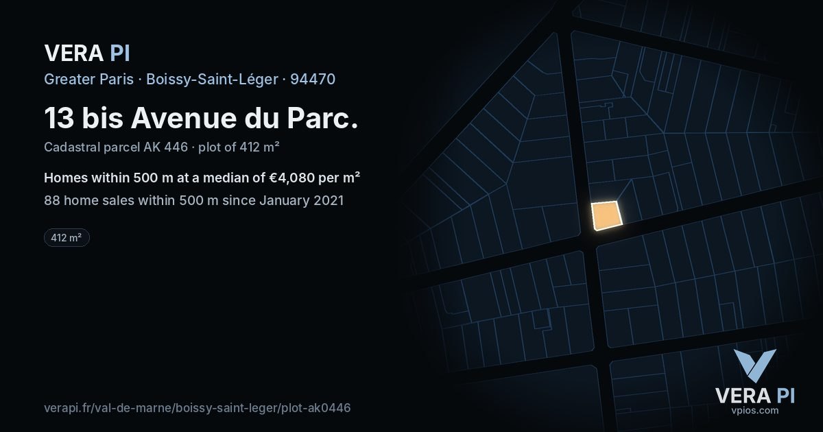 13 bis Avenue du Parc, Boissy-Saint-Léger at night – the plot lit, the parcels around coloured by the prices near them