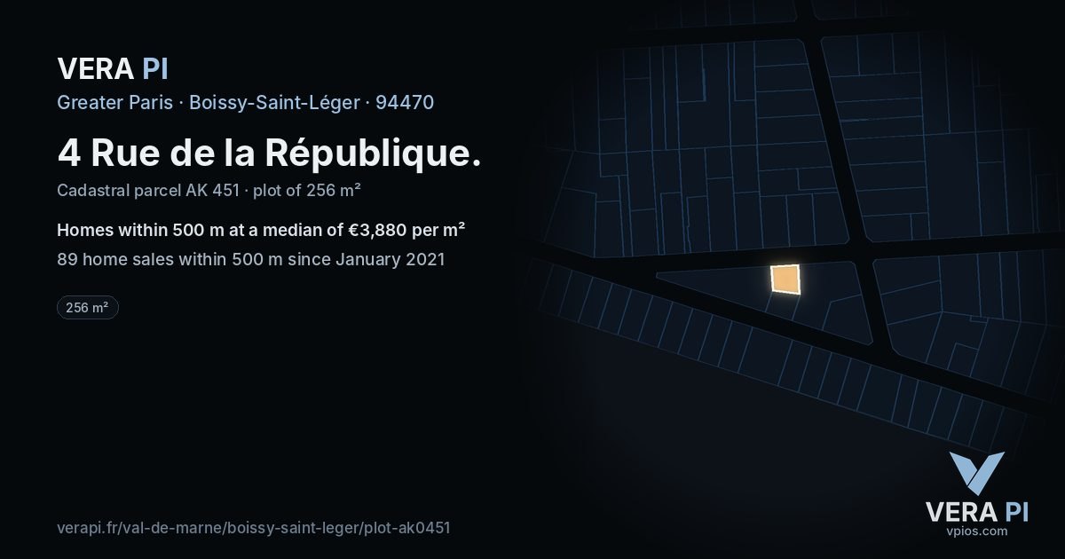 4 Rue de la République, Boissy-Saint-Léger at night – the plot lit, the parcels around coloured by the prices near them