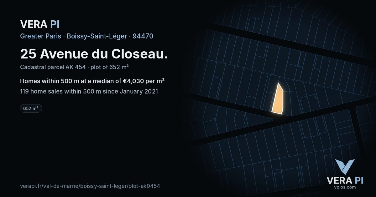 25 Avenue du Closeau, Boissy-Saint-Léger at night – the plot lit, the parcels around coloured by the prices near them