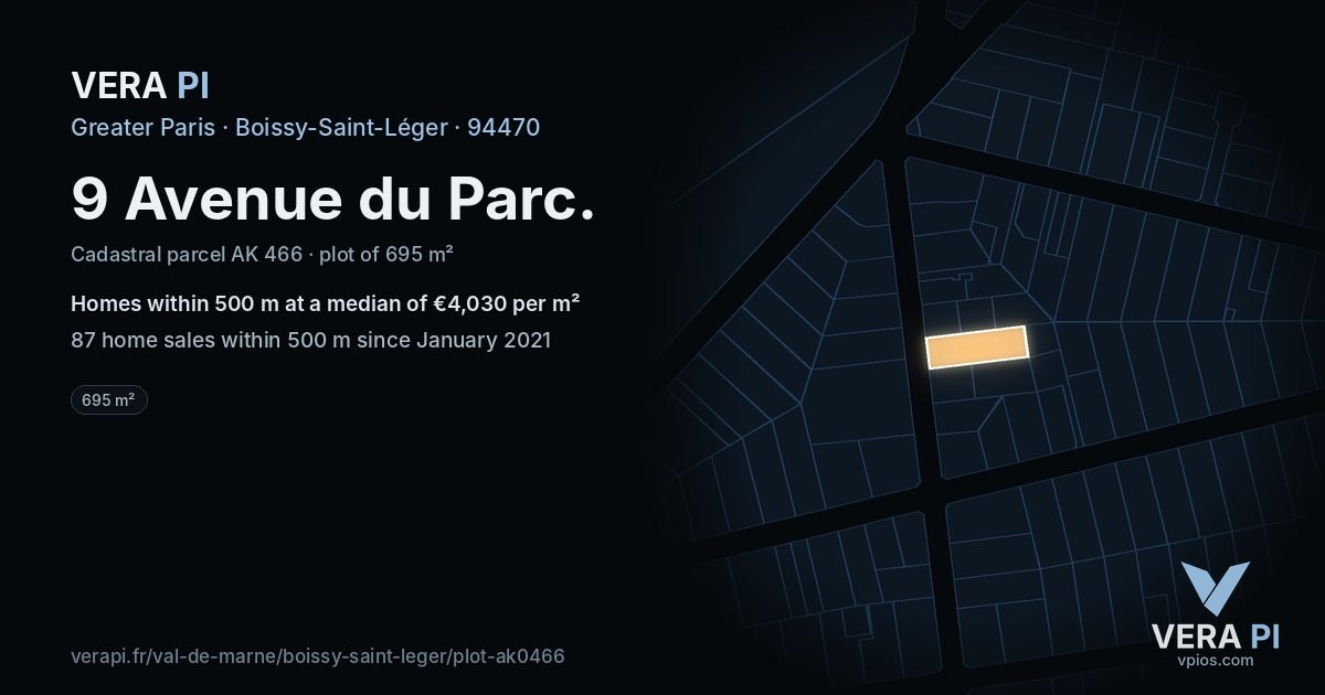 9 Avenue du Parc, Boissy-Saint-Léger at night – the plot lit, the parcels around coloured by the prices near them