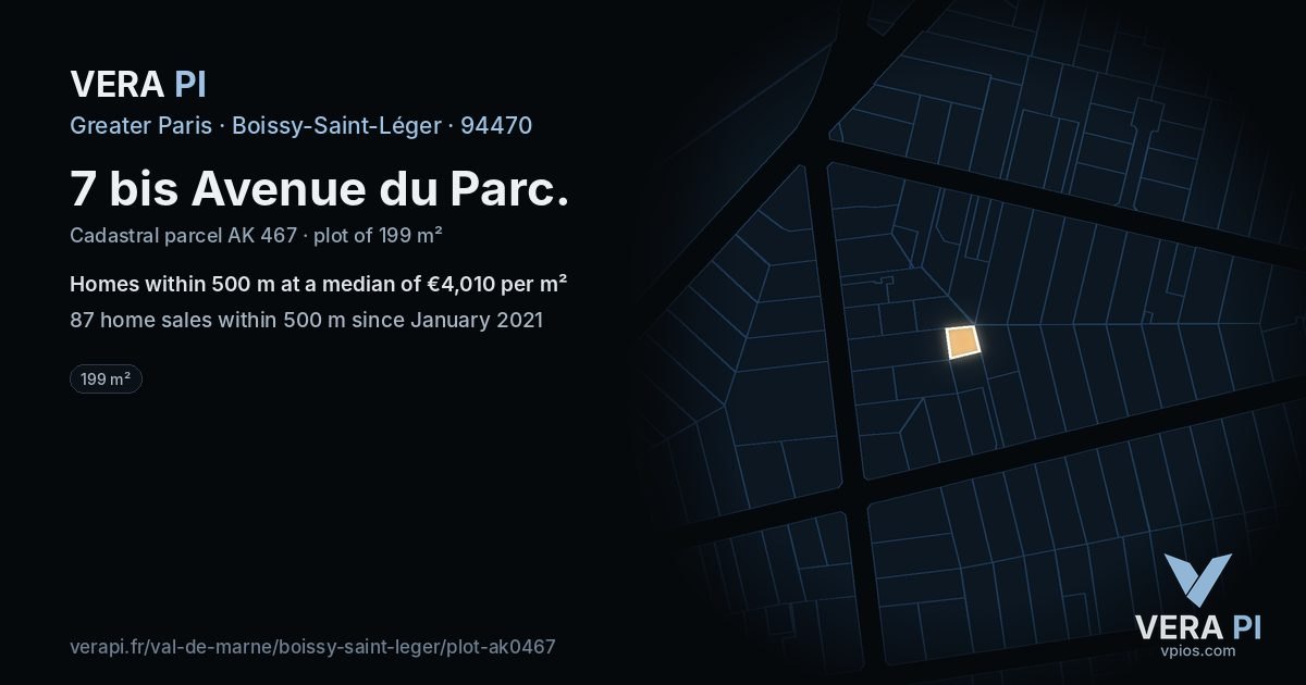 7 bis Avenue du Parc, Boissy-Saint-Léger at night – the plot lit, the parcels around coloured by the prices near them