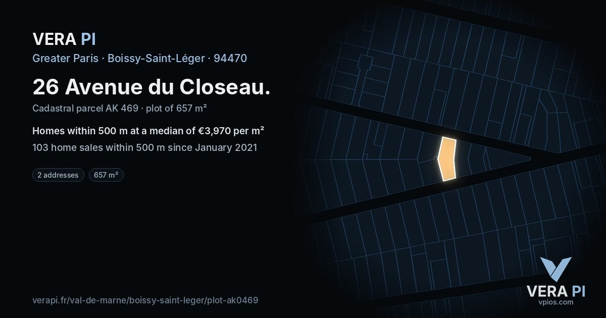 26 Avenue du Closeau, Boissy-Saint-Léger at night – the plot lit, the parcels around coloured by the prices near them