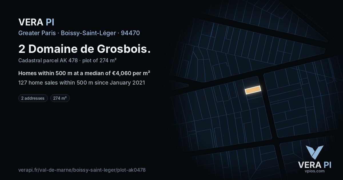 2 Domaine de Grosbois, Boissy-Saint-Léger at night – the plot lit, the parcels around coloured by the prices near them