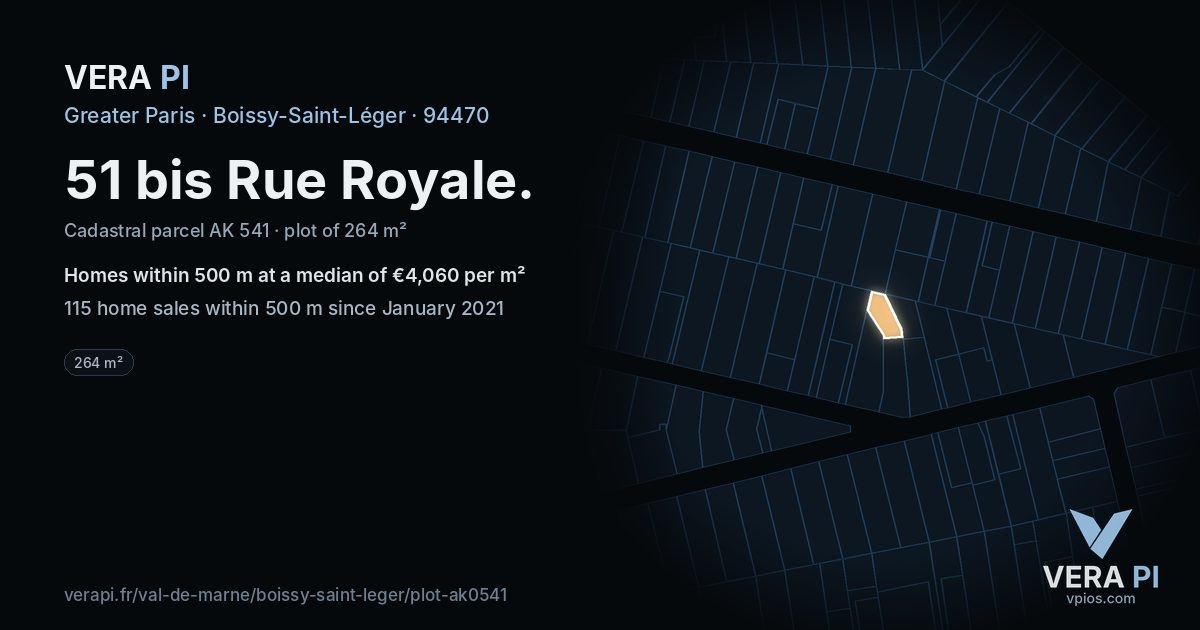 51 bis Rue Royale, Boissy-Saint-Léger at night – the plot lit, the parcels around coloured by the prices near them