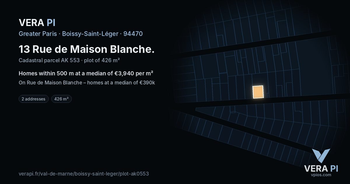 13 Rue de Maison Blanche, Boissy-Saint-Léger at night – the plot lit, the parcels around coloured by the prices near them