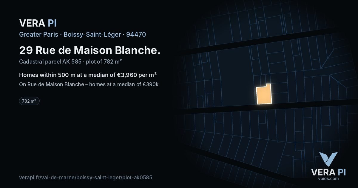 29 Rue de Maison Blanche, Boissy-Saint-Léger at night – the plot lit, the parcels around coloured by the prices near them