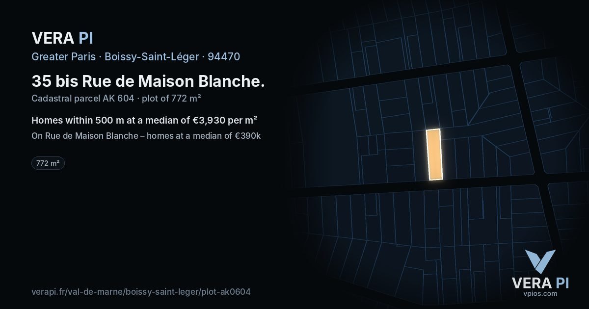 35 bis Rue de Maison Blanche, Boissy-Saint-Léger at night – the plot lit, the parcels around coloured by the prices near them