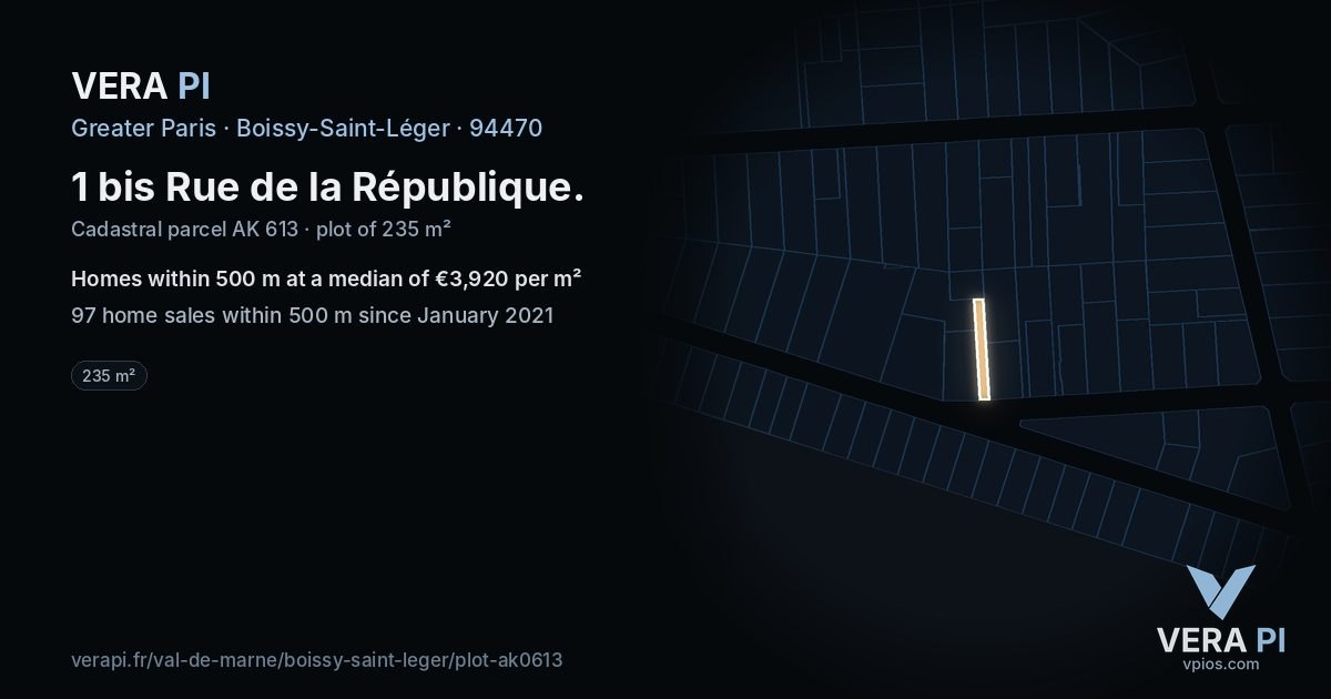 1 bis Rue de la République, Boissy-Saint-Léger at night – the plot lit, the parcels around coloured by the prices near them
