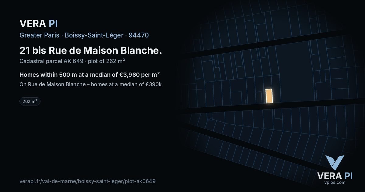21 bis Rue de Maison Blanche, Boissy-Saint-Léger at night – the plot lit, the parcels around coloured by the prices near them