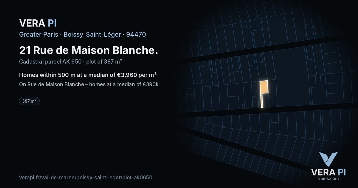 21 Rue de Maison Blanche, Boissy-Saint-Léger at night – the plot lit, the parcels around coloured by the prices near them