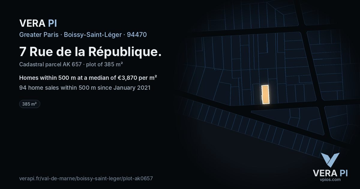 7 Rue de la République, Boissy-Saint-Léger at night – the plot lit, the parcels around coloured by the prices near them