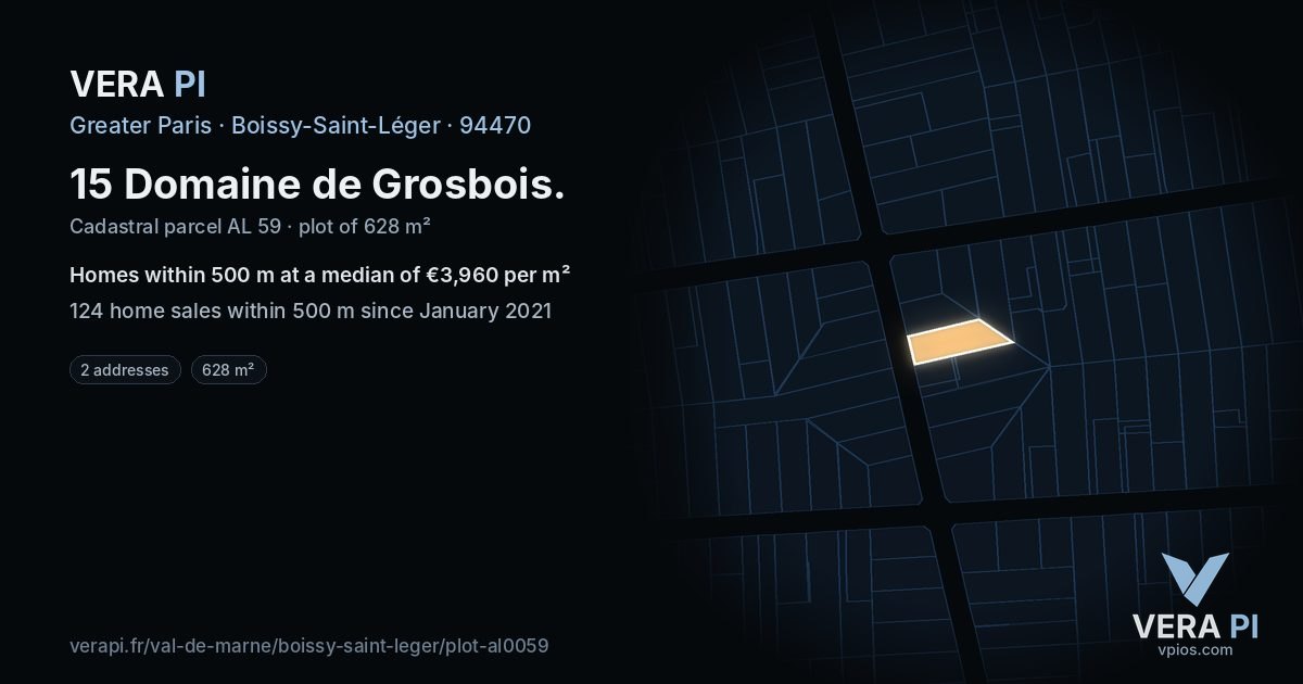15 Domaine de Grosbois, Boissy-Saint-Léger at night – the plot lit, the parcels around coloured by the prices near them