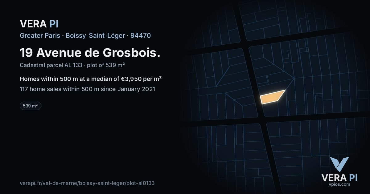 19 Avenue de Grosbois, Boissy-Saint-Léger at night – the plot lit, the parcels around coloured by the prices near them