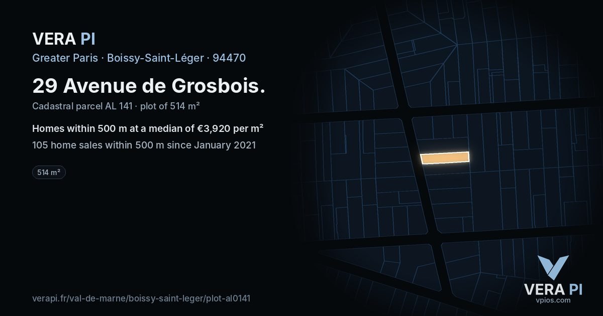 29 Avenue de Grosbois, Boissy-Saint-Léger at night – the plot lit, the parcels around coloured by the prices near them