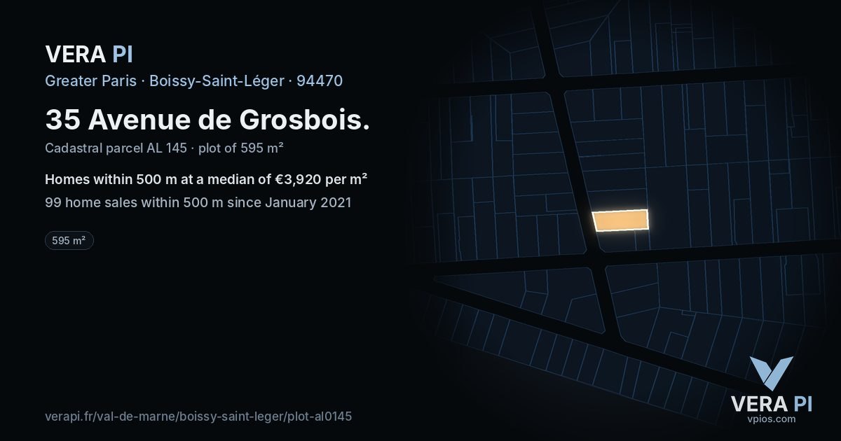 35 Avenue de Grosbois, Boissy-Saint-Léger at night – the plot lit, the parcels around coloured by the prices near them