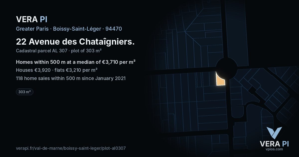22 Avenue des Chataîgniers, Boissy-Saint-Léger at night – the plot lit, the parcels around coloured by the prices near them