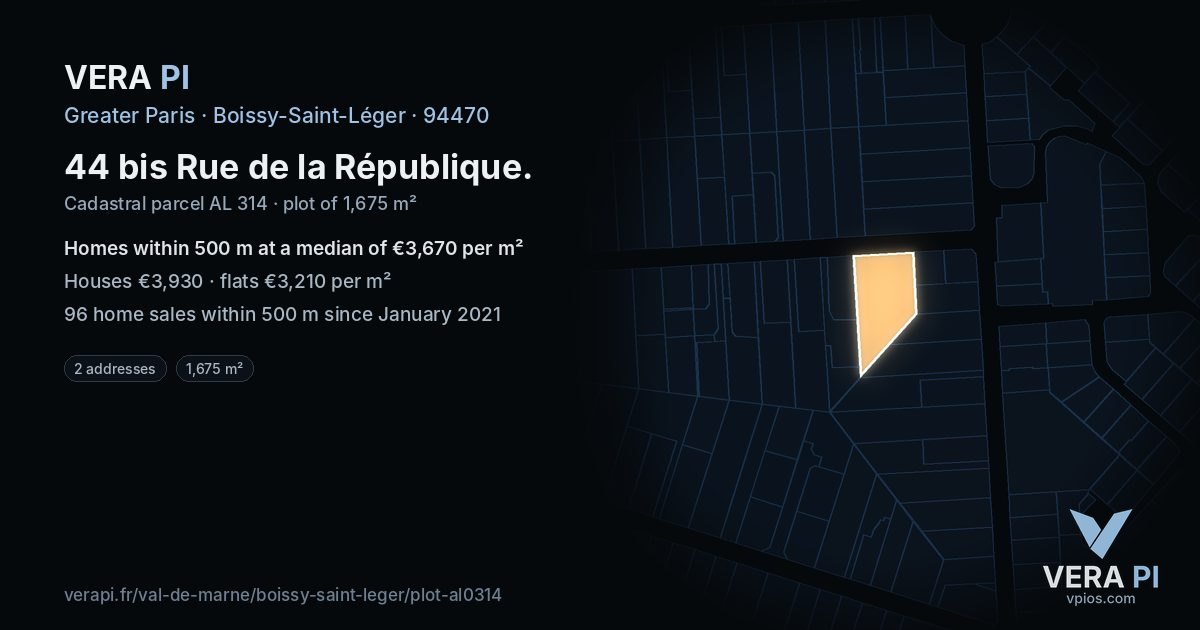 44 bis Rue de la République, Boissy-Saint-Léger at night – the plot lit, the parcels around coloured by the prices near them