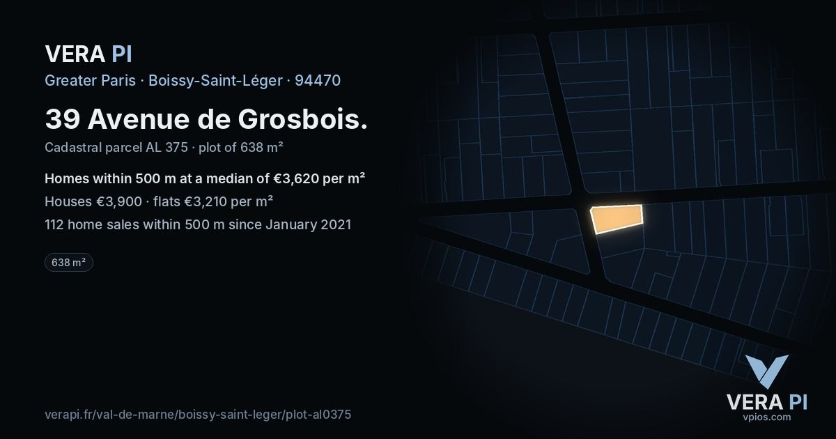 39 Avenue de Grosbois, Boissy-Saint-Léger at night – the plot lit, the parcels around coloured by the prices near them