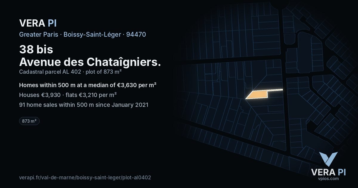 38 bis Avenue des Chataîgniers, Boissy-Saint-Léger at night – the plot lit, the parcels around coloured by the prices near them