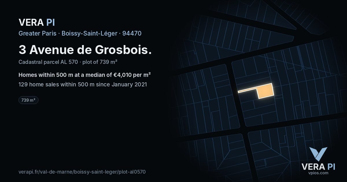3 Avenue de Grosbois, Boissy-Saint-Léger at night – the plot lit, the parcels around coloured by the prices near them