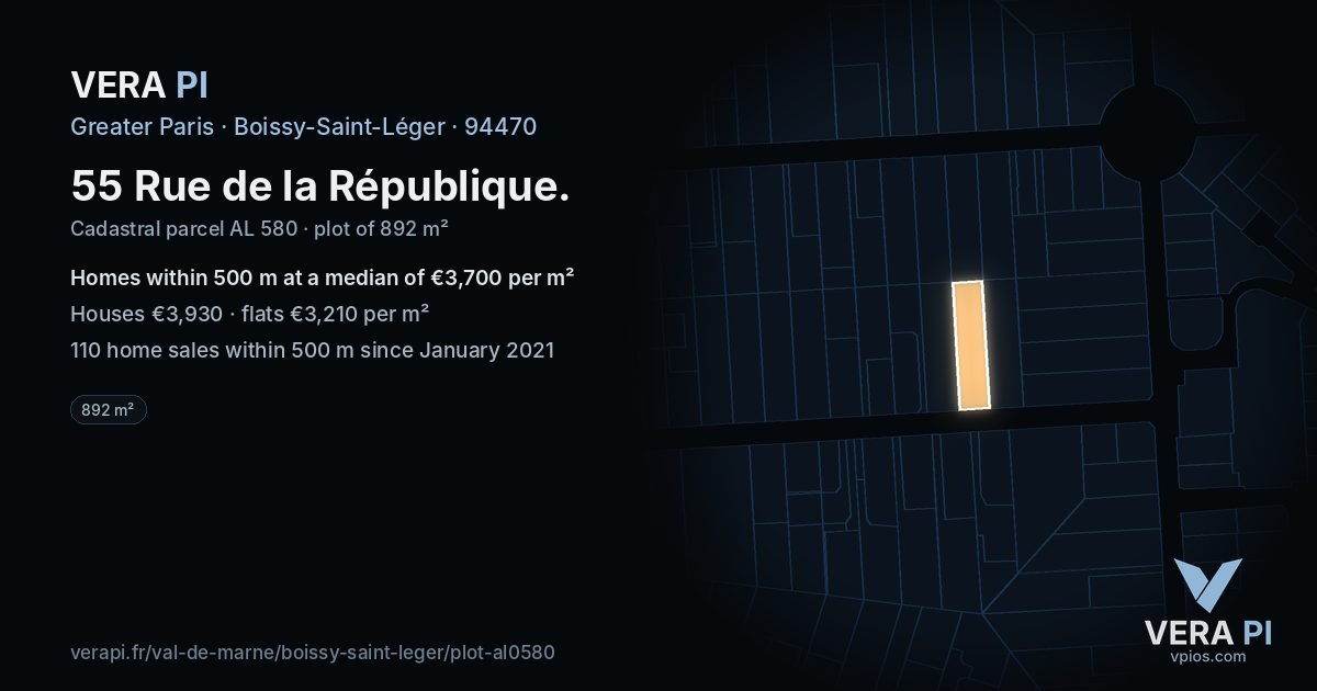 55 Rue de la République, Boissy-Saint-Léger at night – the plot lit, the parcels around coloured by the prices near them