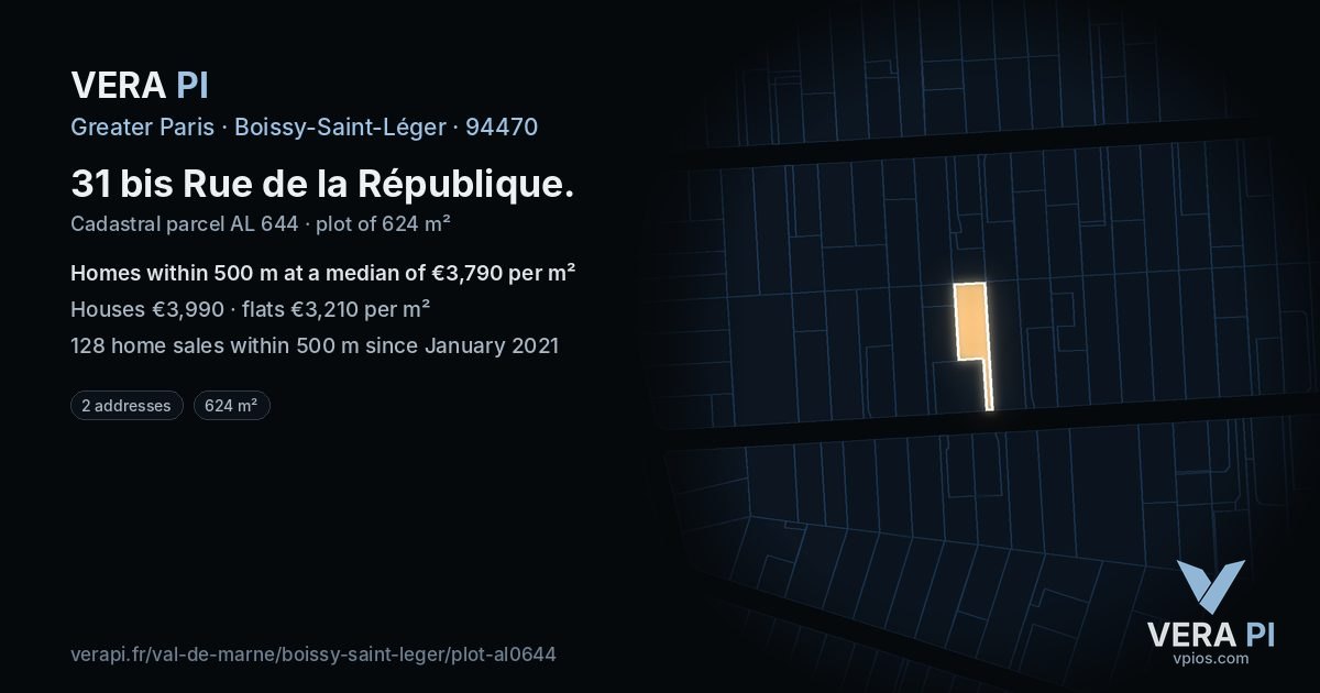 31 bis Rue de la République, Boissy-Saint-Léger at night – the plot lit, the parcels around coloured by the prices near them
