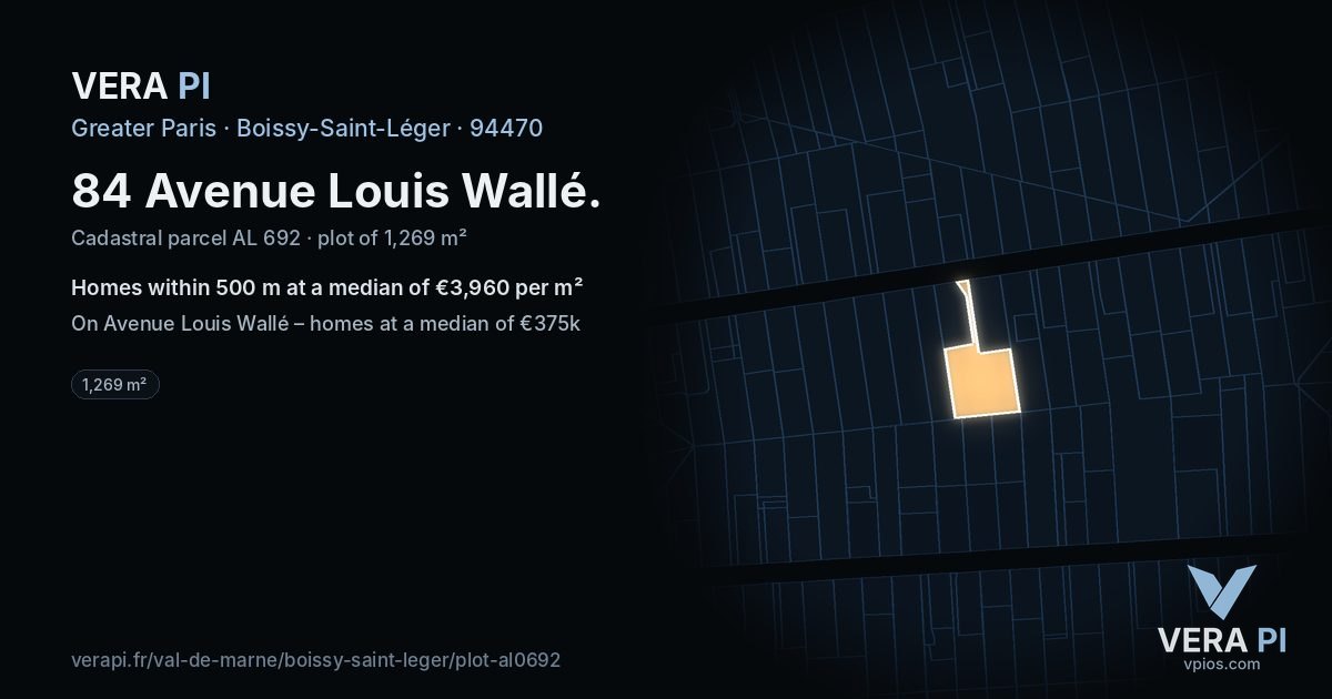 84 Avenue Louis Wallé, Boissy-Saint-Léger at night – the plot lit, the parcels around coloured by the prices near them