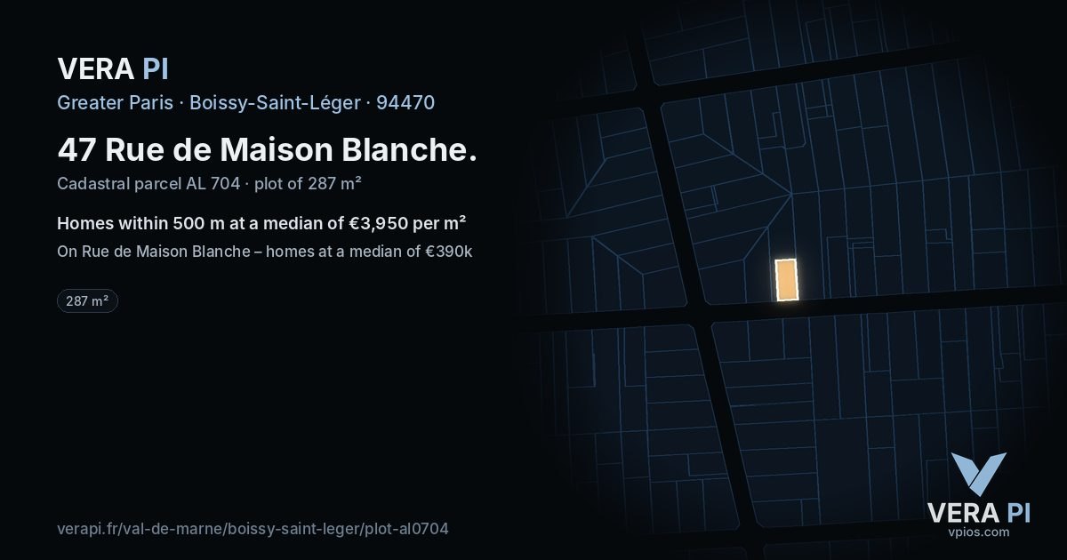 47 Rue de Maison Blanche, Boissy-Saint-Léger at night – the plot lit, the parcels around coloured by the prices near them