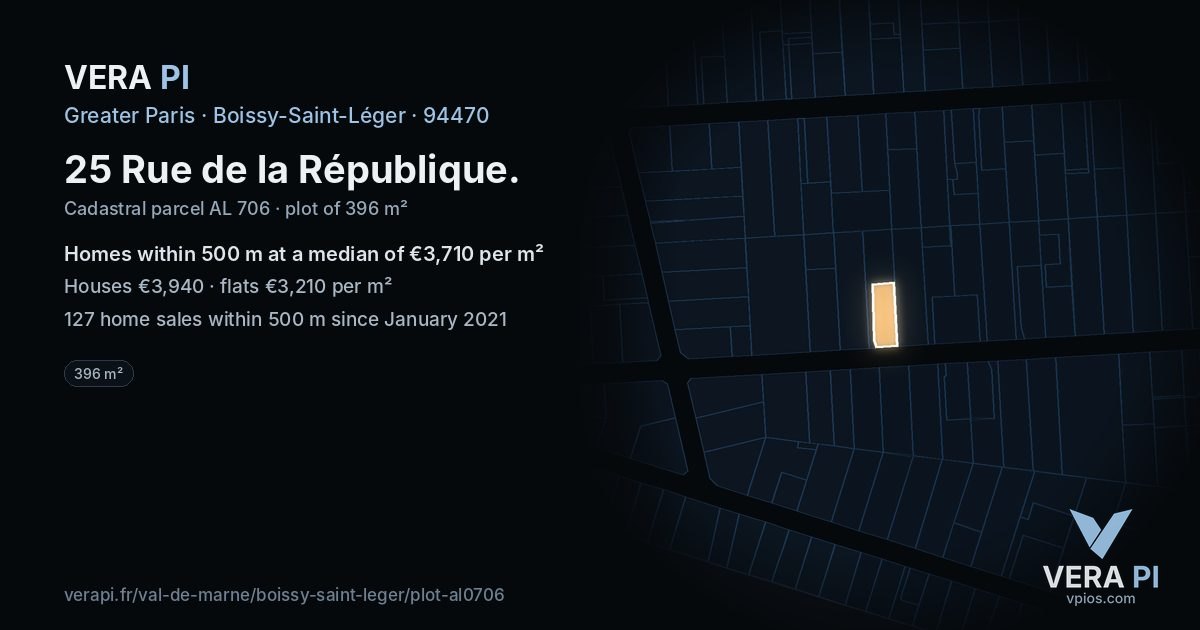 25 Rue de la République, Boissy-Saint-Léger at night – the plot lit, the parcels around coloured by the prices near them