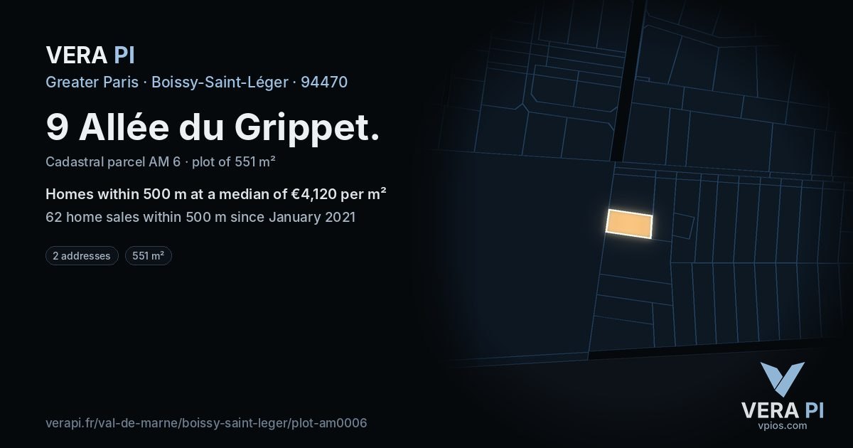 9 Allée du Grippet, Boissy-Saint-Léger at night – the plot lit, the parcels around coloured by the prices near them