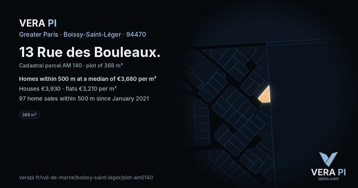 13 Rue des Bouleaux, Boissy-Saint-Léger at night – the plot lit, the parcels around coloured by the prices near them
