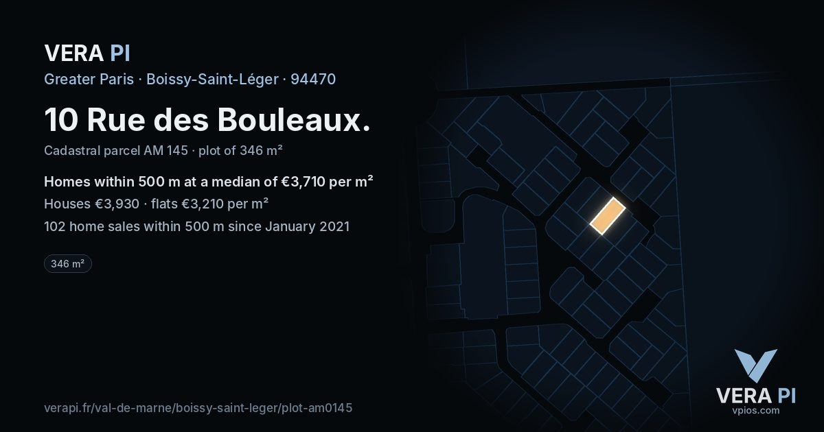 10 Rue des Bouleaux, Boissy-Saint-Léger at night – the plot lit, the parcels around coloured by the prices near them