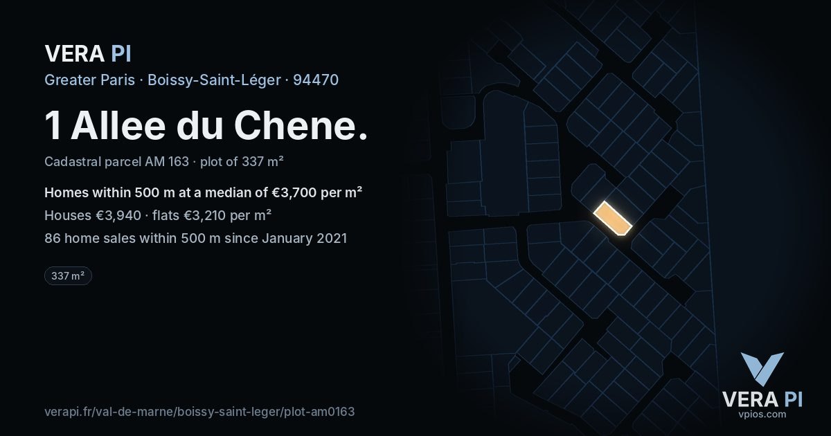 1 Allee du Chene, Boissy-Saint-Léger at night – the plot lit, the parcels around coloured by the prices near them