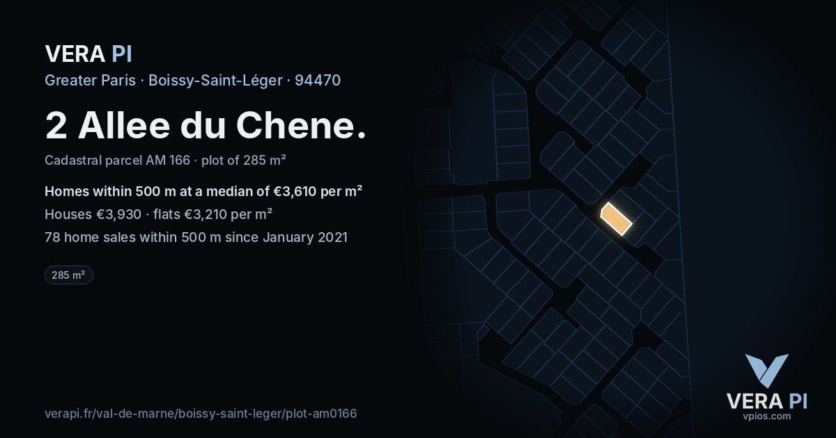 2 Allee du Chene, Boissy-Saint-Léger at night – the plot lit, the parcels around coloured by the prices near them