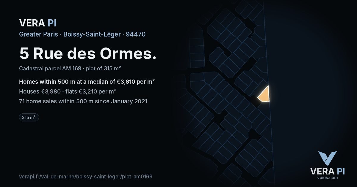 5 Rue des Ormes, Boissy-Saint-Léger at night – the plot lit, the parcels around coloured by the prices near them