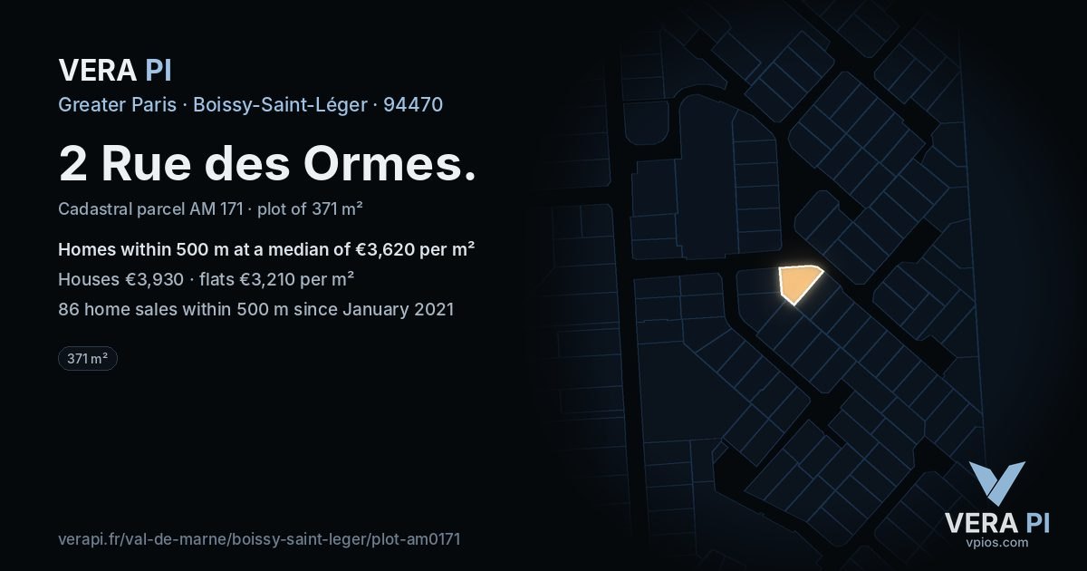2 Rue des Ormes, Boissy-Saint-Léger at night – the plot lit, the parcels around coloured by the prices near them