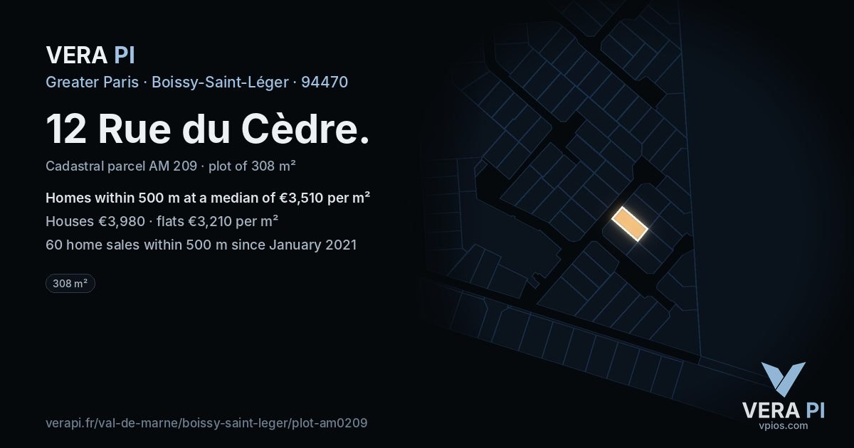 12 Rue du Cèdre, Boissy-Saint-Léger at night – the plot lit, the parcels around coloured by the prices near them