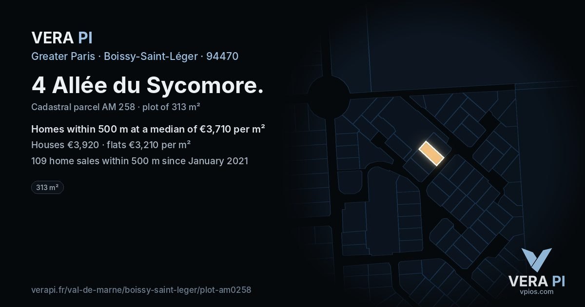 4 Allée du Sycomore, Boissy-Saint-Léger at night – the plot lit, the parcels around coloured by the prices near them