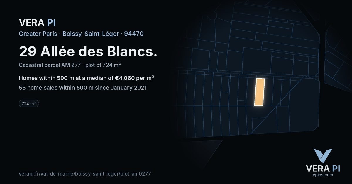 29 Allée des Blancs, Boissy-Saint-Léger at night – the plot lit, the parcels around coloured by the prices near them