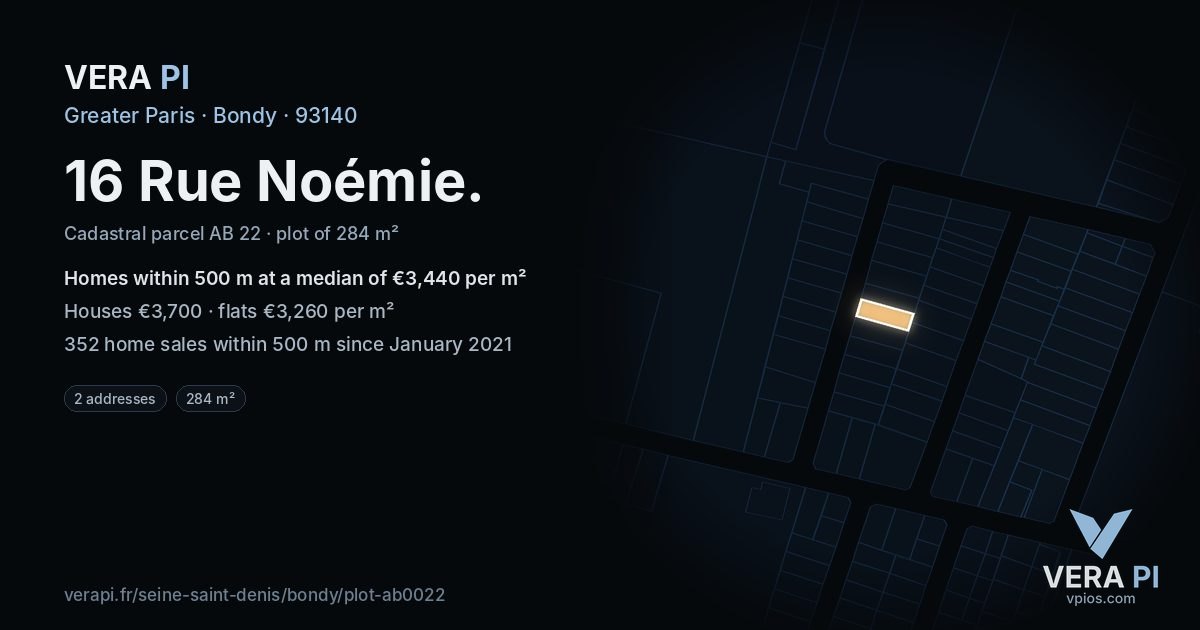 16 Rue Noémie, Bondy at night – the plot lit, the parcels around coloured by the prices near them